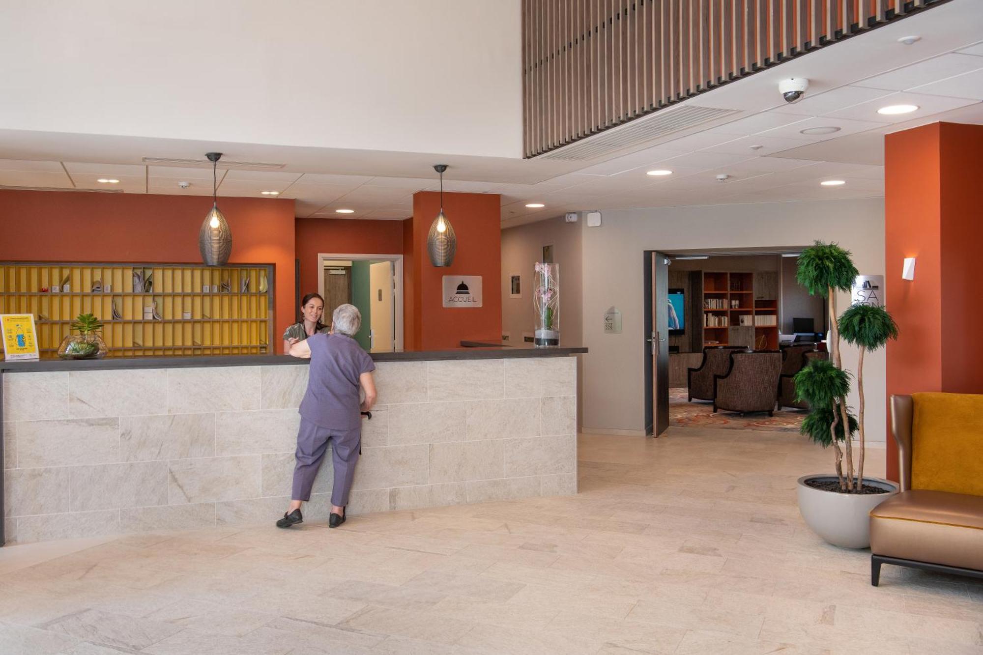 Aparthotel Domitys La Courtine Melun Exterior foto