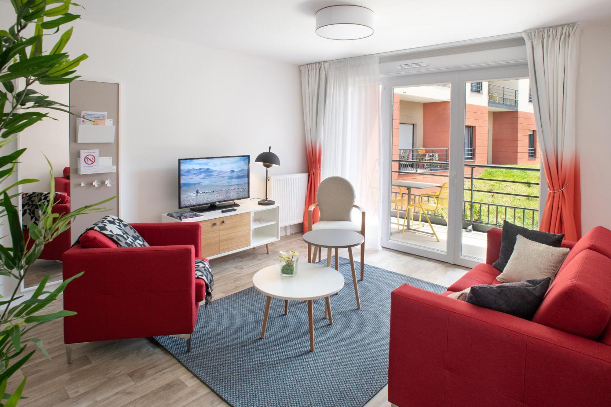 Aparthotel Domitys La Courtine Melun Exterior foto